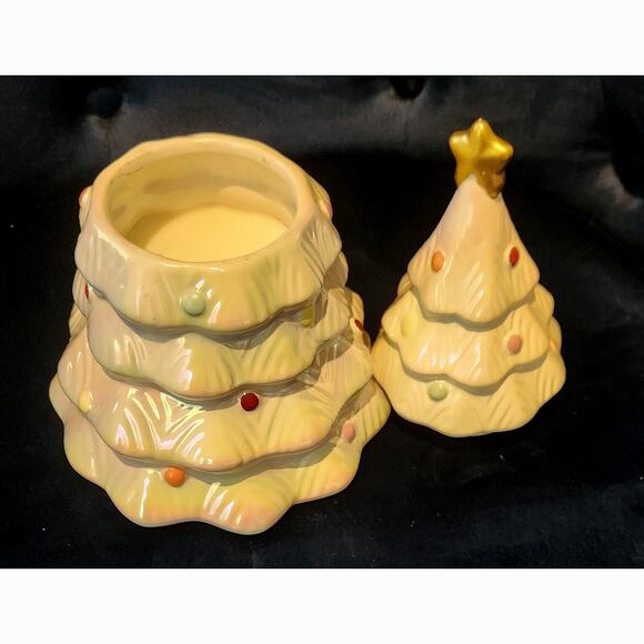 White Ceramic Christmas tree with Peppermint Twist Scented Candle 9" Tall - Picture 3 of 8